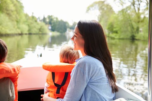 9 Tips for Keeping Your Baby Safe on a Boat