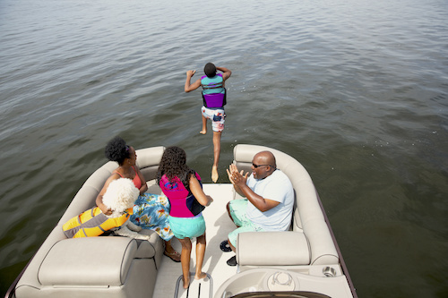 Top 10 Pontoon Boat Accessories for Family Fun - TurboSwing Blog