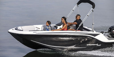 2021 10' 2-person-fiberglass boat with trolling motor and live