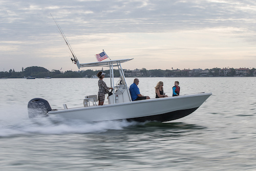 center-console-boat-advantages