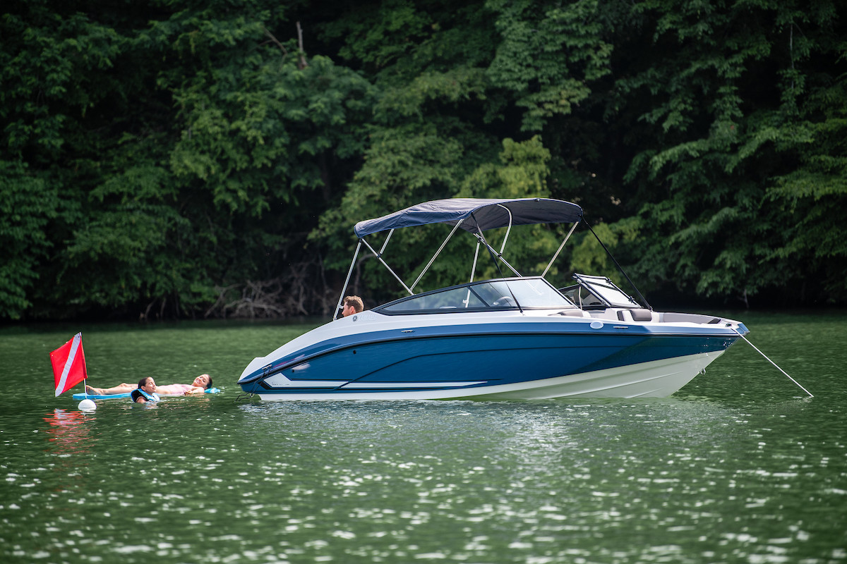 cheap bowrider boats