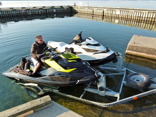 flushing a jet ski waverunner or sea-doo