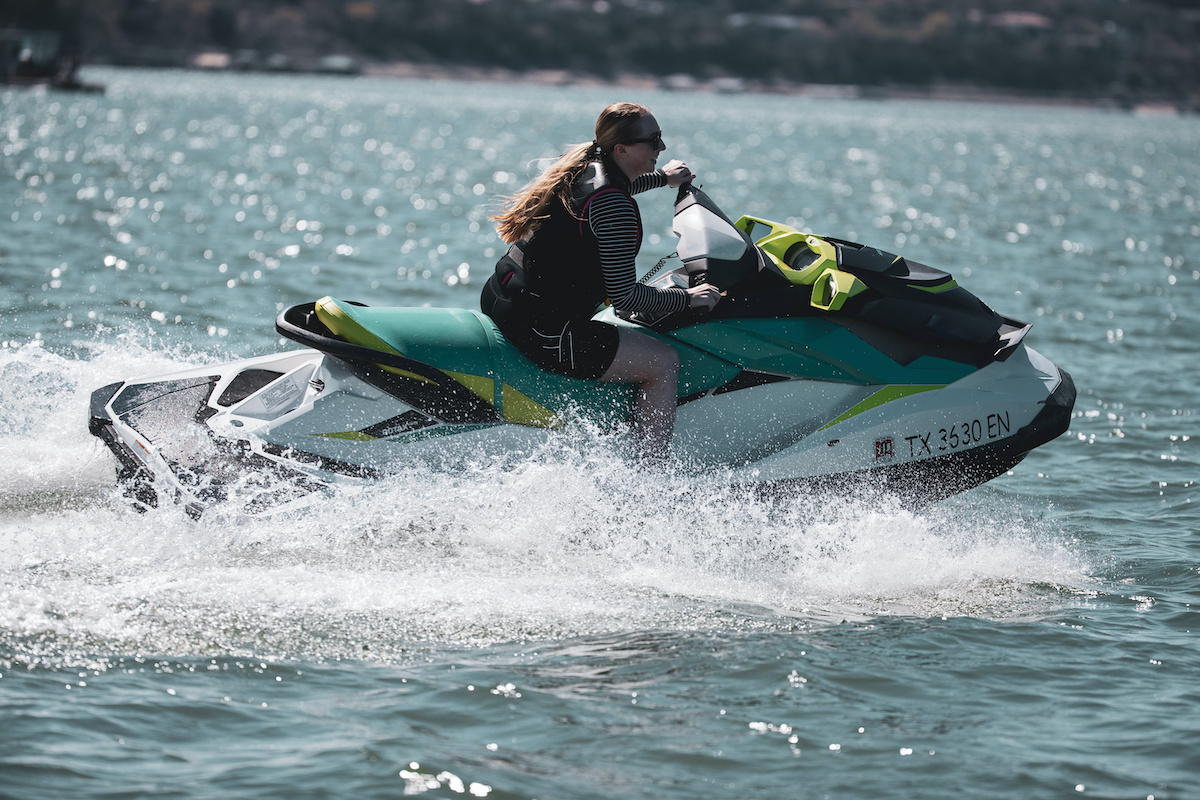 How To Drive A Jet Ski WaveRunner Or PWC Discover Boating