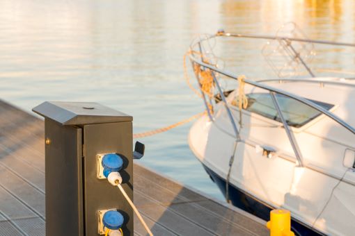 How to Charge a Boat Battery in 5 Simple Steps