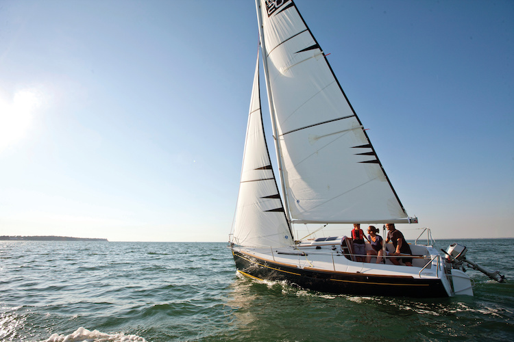 Buying a Sailboat | Discover Boating