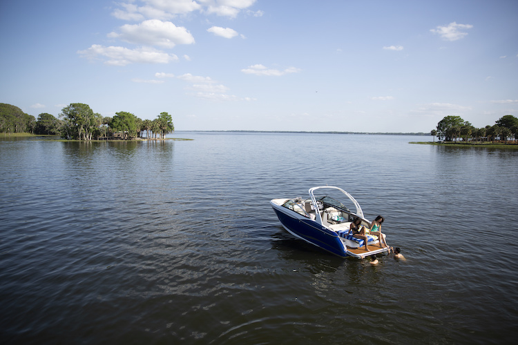 how to advertise a boat for sale