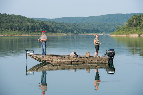 Shallow Water Boats: 7 Tips for Boating in Shallow Water