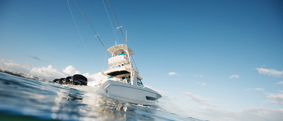 sportfishing yacht boston whaler 420 outrage