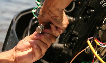 Outboard maintenance