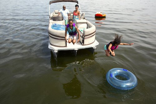 versatile boats