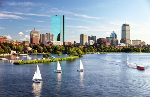 Boating-in-Massachusetts