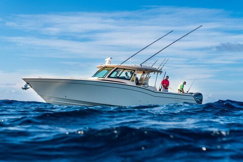 100' sport fishing yacht