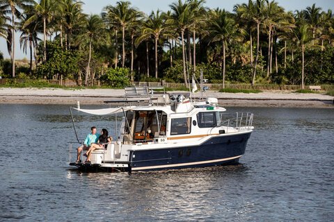 trawler type yacht