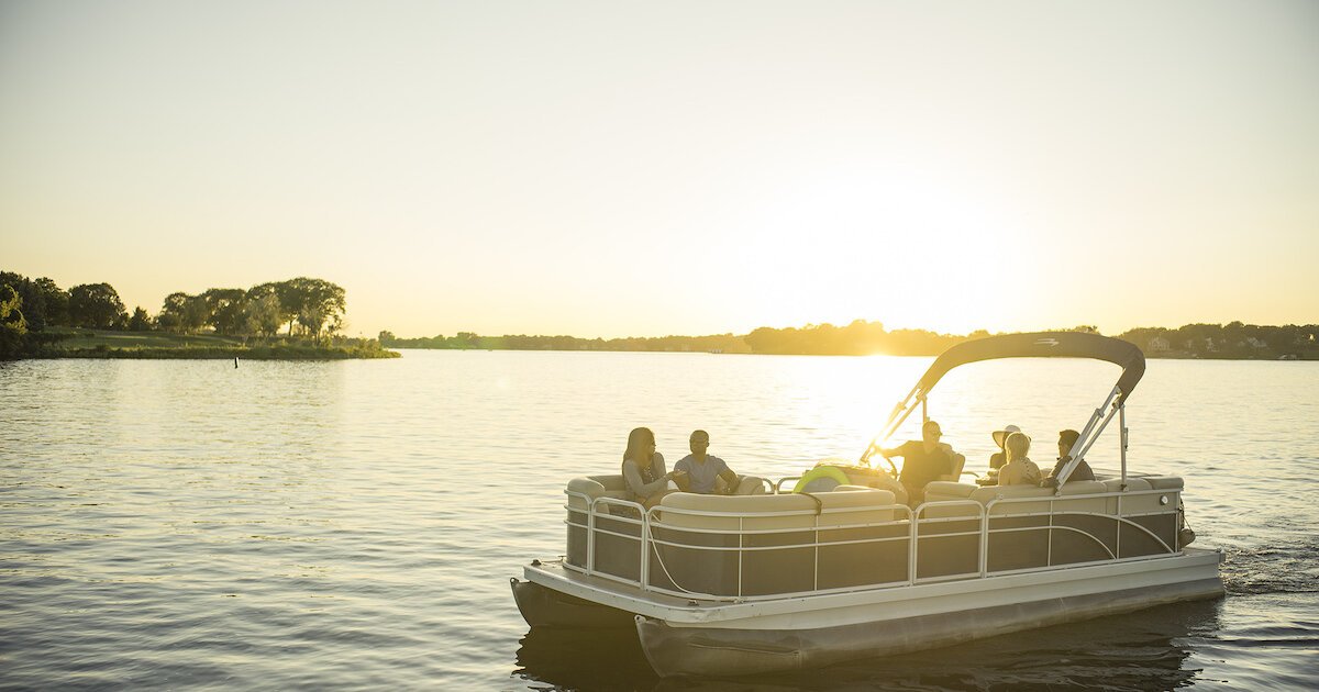 buying a pontoon boat discover boating