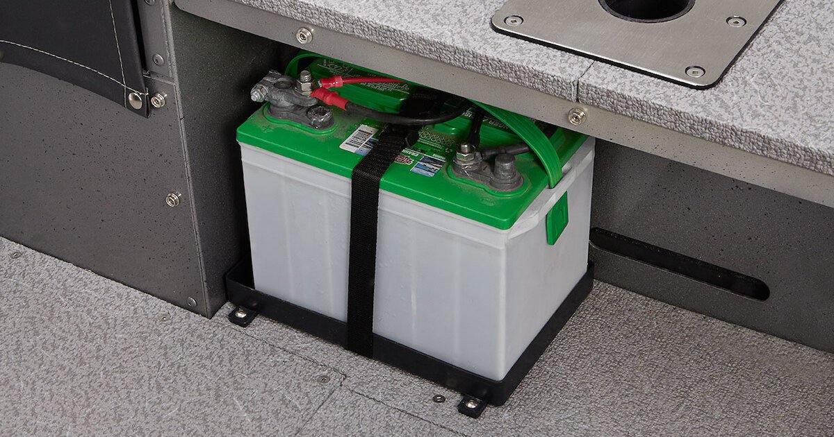 types of sailboat batteries