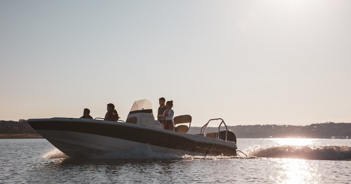 Trim a Boat StepbyStep Guide Discover Boating