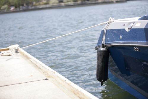 tying boat fenders