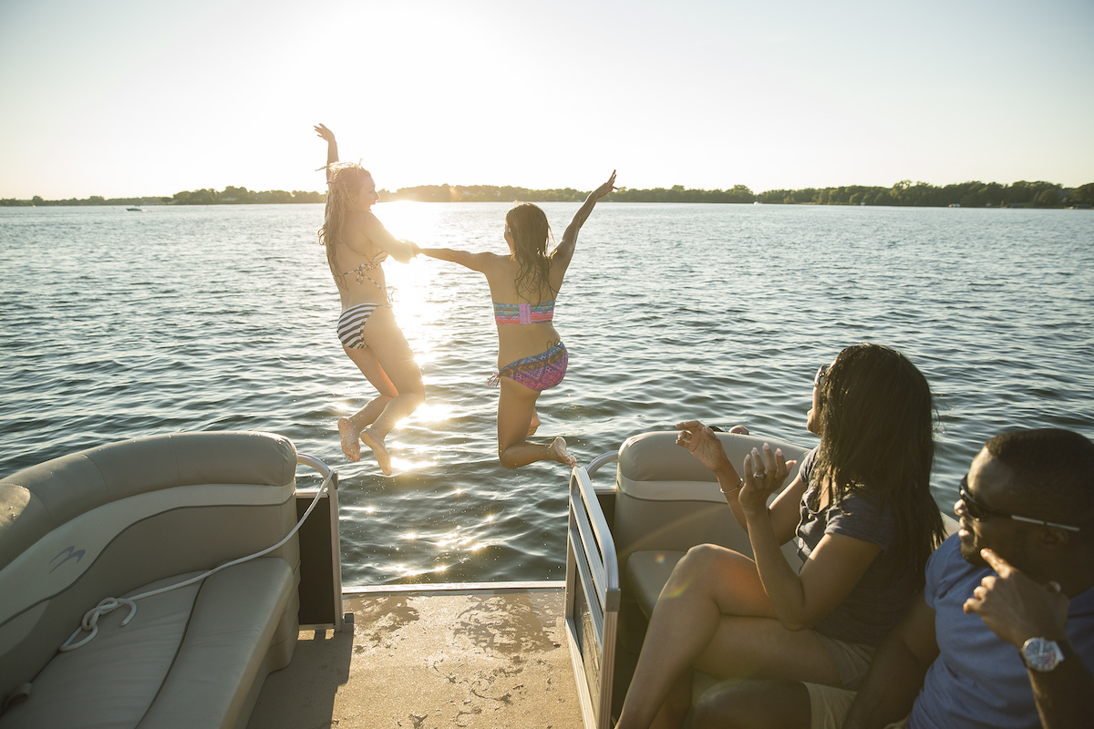 why are boat sales spiking across the country